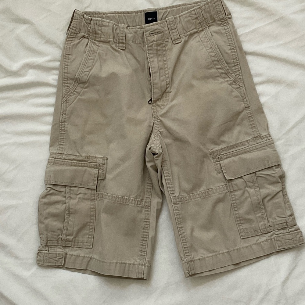 GAP Men's Beige Cargo Shorts